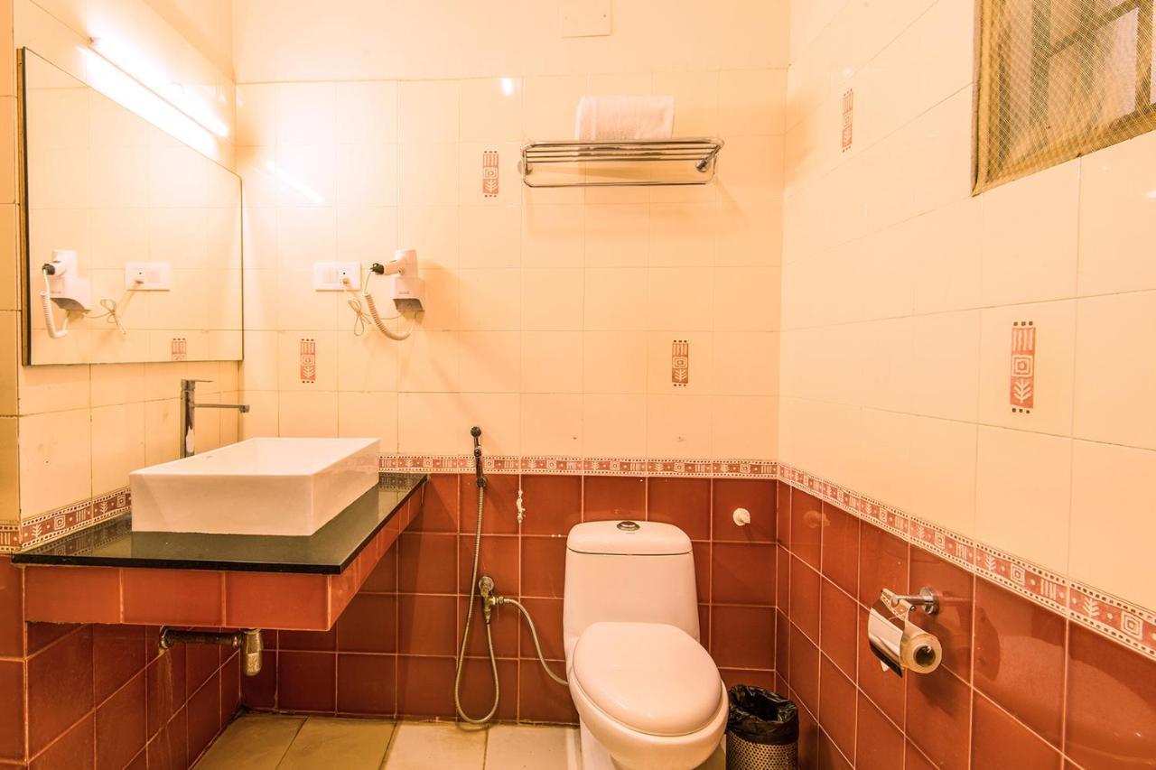 Fabhotel Blossoms Service Apartment - T Nagar Chennai Bagian luar foto